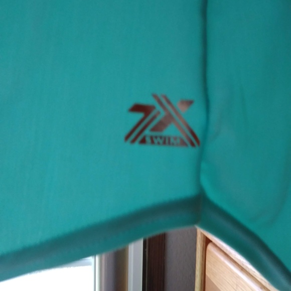 Razor Back Sports Bra Tank Shirt - Picture 4 of 7